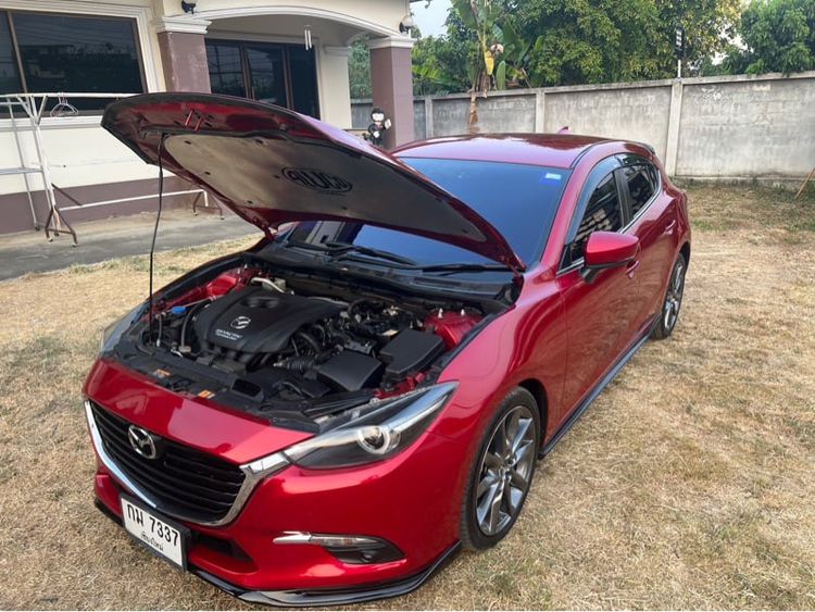 Mazda Mazda3 2017 2.0 E Sports Sedan เบนซิน เกียร์อัตโนมัติ แดง