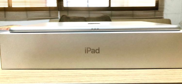 ขาย iPad 9 WiFi 64 GB สี Silver คู่กับ Apple Pencil รูปที่ 5