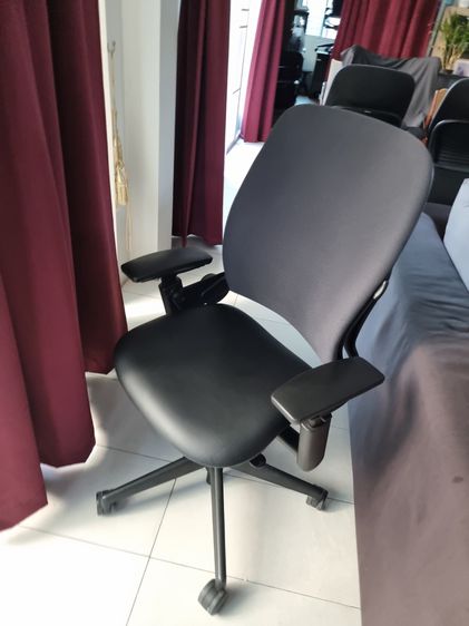 Steelcase, LEAP v2 ergonomic chair เก้าอี้ทำงาน เก้าอี้เพื่อสุขภาพ แบรนด์ดัง USA รูปที่ 11