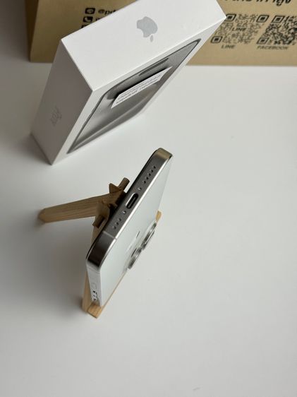 iPhone 15 Pro 128GB White Titanium รูปที่ 5