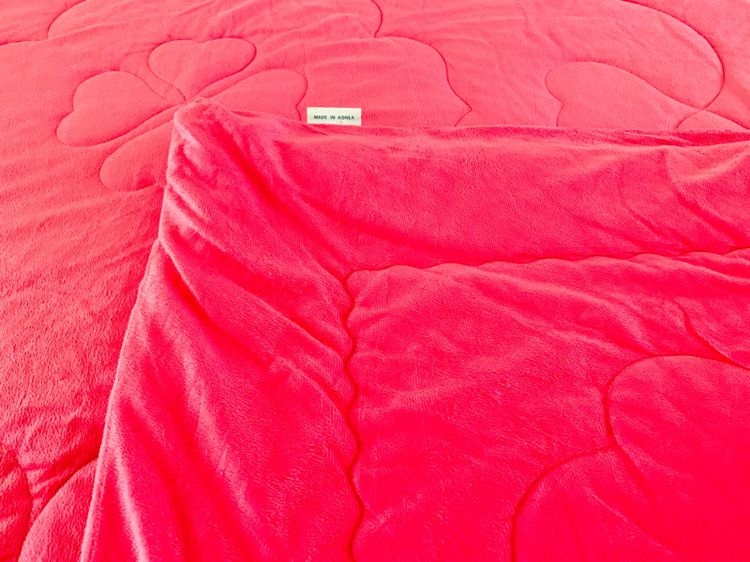 ผ้านวมกำมะหยี่ ขนาด 5.5ฟุต สีชมพูปักลายวินเทจ ด้านบนปักลาย ❤️ POPORI ❤️ ยี่ห้อ HWA JIN (สภาพใหม่)  รูปที่ 7