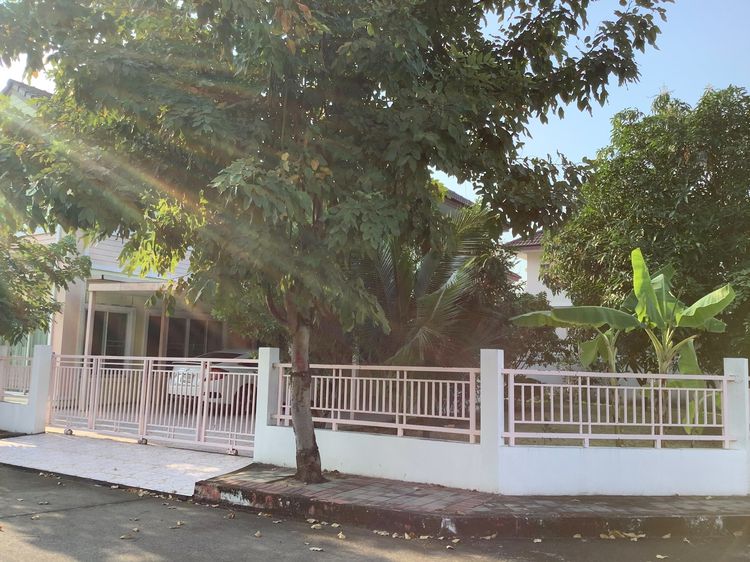 ไม่มี เจ้าของขายเอง บ้านสวยหลังริม 102.6 ตร.ว. พร้อมสวนส่วนตัวขนาดใหญ่ รูปที่ 2