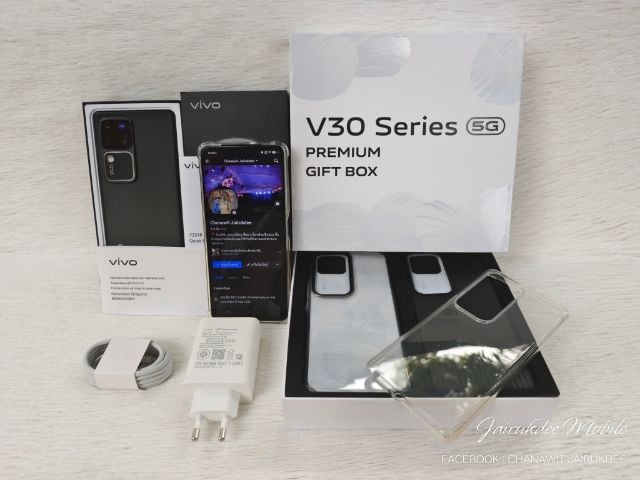 Vivo V30 Pro (สีดำ) มือสอง อายุแค่ 1 เดือน 10 วัน ส่งฟรีถึงมือทั่วกรุงเทพฯ และปริมณฑล หรือส่งฟรี EMS ทั่วไทย สอบถามเพิ่มเติมโทร 0886700657 