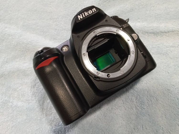 กล้อง DSLR ไม่กันน้ำ Nikon D50