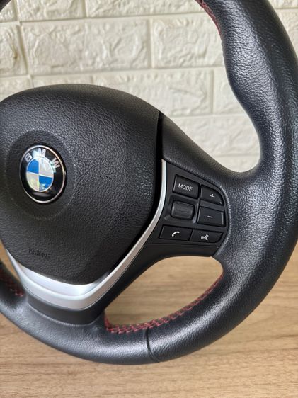 พวงมาลัย BMW สำหรับรุ่น F30 รุ่นด้ายแดง สภาพดี ไม่มีตำหนิ รูปที่ 3