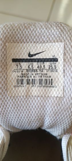 รองเท้าสตั๊ก รูปที่ 11