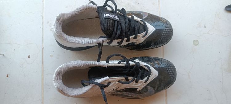 รองเท้าสตั๊ก รูปที่ 2