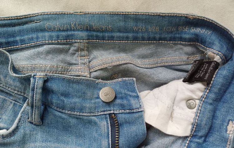 Calvin Klein Jeans W26 L28 Skinny
ไซส์เหมาะกับเด็กโต รูปที่ 4