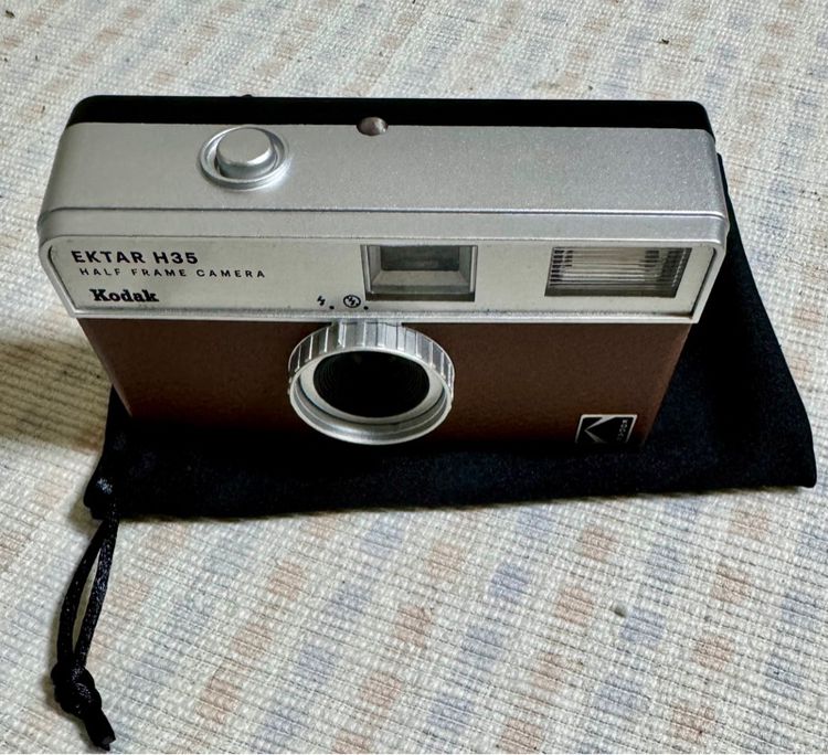 กล้อง KODAK EKTAR H35 Half Frame Film Camera สภาพดีมาก ใช้งานครั้งเดียว พร้อมถุงใส่กล้องสีดำ รูปที่ 7