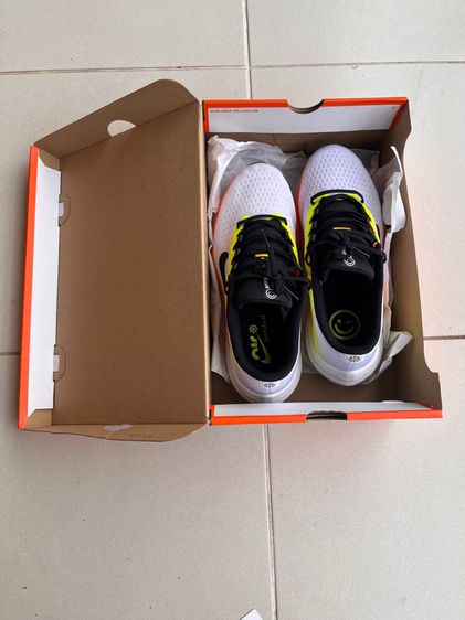 Nike AIR WINFLO 10  รูปที่ 3