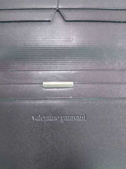 กระเป๋าสตางค์หนังแท้สีดำ valentino garavani รูปที่ 3