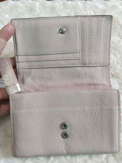 กระเป๋าสตางค์หนังแท้สีชมพู nina ricci รูปที่ 4