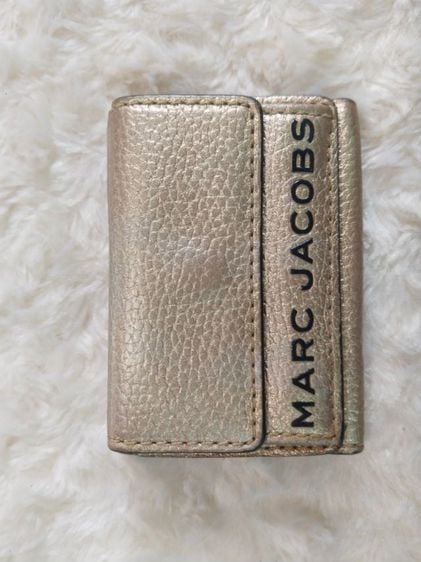 อื่นๆ ไม่ระบุ กระเป๋าสตางค์หนังแท้สีทอง Marc Jacobs
