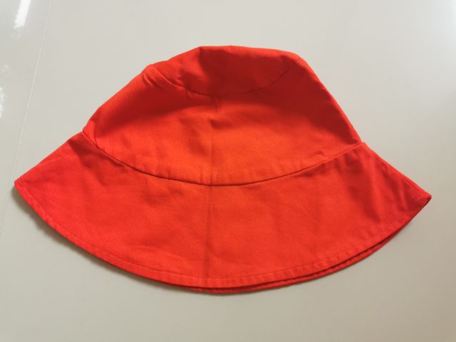 หมวกผ้า  ที่มัดผม ถุงผ้า และแมสผ้า สีแดง รูปที่ 2