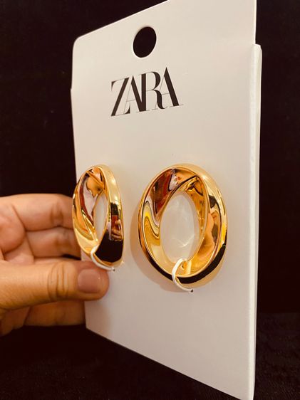 ต่างหู Zara แท้ รุ่นใหม่ จาก shop UK ZARA NEW WOMAN SS24 GOLDEN ROUND PIECE EARRINGS  รูปที่ 7
