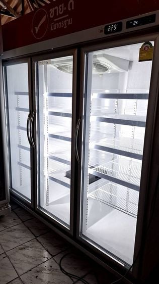 เครื่องทำน้ำเย็น ขายตู้เย็นสามประตู