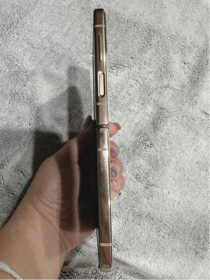 โทรศัพย์ sumsung Galaxy Z Flip4 รูปที่ 4