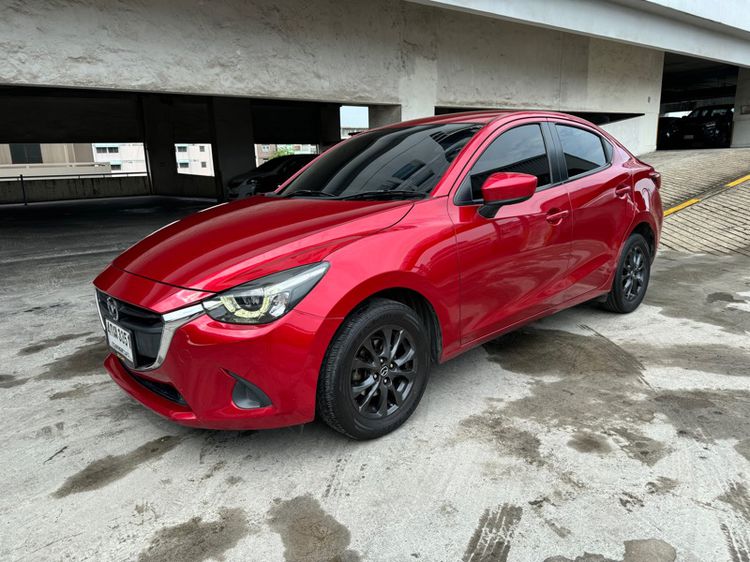 Mazda Mazda 2 2015 1.5 Skyactiv-D Sedan ดีเซล ไม่ติดแก๊ส เกียร์อัตโนมัติ แดง รูปที่ 2