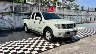 2014 Nissan Navara 2.5 Calibre สีขาว