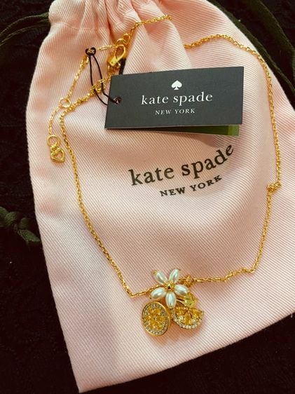 สร้อยคอและจี้ โลหะ Kate spade แท้ รุ่นNWT Kate ks Spade Fresh Squeeze Cluster Lemon Pendant Necklace