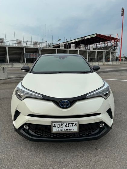 Toyota C-HR 2019 1.8 Hybrid Hi Sedan เบนซิน ไม่ติดแก๊ส เกียร์อัตโนมัติ ขาว