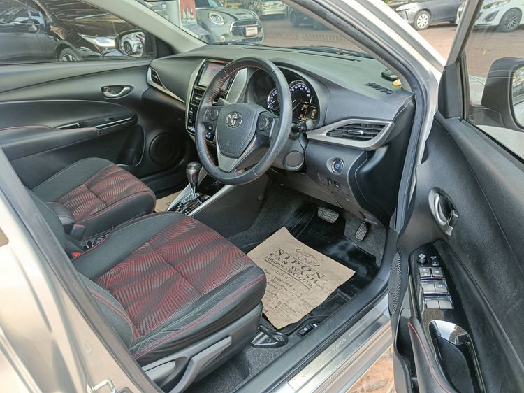 Toyota Yaris ATIV 2017 1.2 S Sedan เบนซิน ไม่ติดแก๊ส เกียร์อัตโนมัติ เทา รูปที่ 4