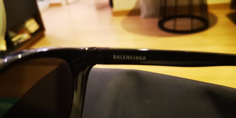 แว่นกันแดด Balenciaga Cat Eye สภาพดี ไม่มีตำหนิ รูปที่ 7
