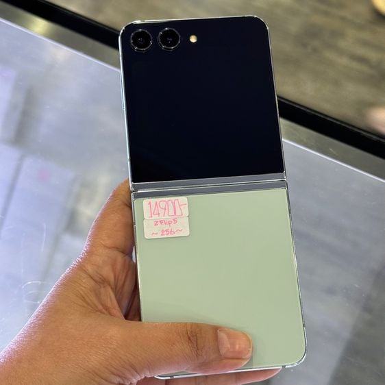 Samsung Z Flip5 256GB สีเขียว ครบยกกล่อง🔥🔥 รูปที่ 3