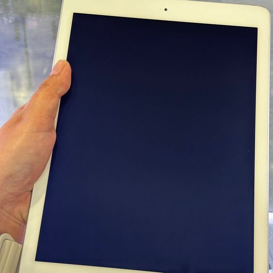 iPad Gen6 128GB WiFi สีขาว เครื่องศูนย์ โมเดลTH สภาพสวยมากๆ จอมีฝุ่นเล็กๆ เครื่องใช้งานดีเยี่ยม🔥🔥 รูปที่ 7