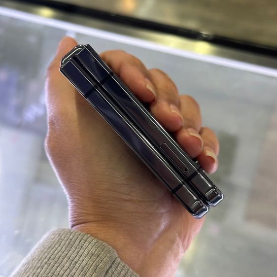Samsung Z Flip5 512GB สีดำ เครื่องศูนย์ สภาพสวย จอ6.7นิ้ว แรม8รอม512 Snap8 Gen2 ประกันศูนย์ยาวๆ ครบยกกล่อง🔥🔥 รูปที่ 10