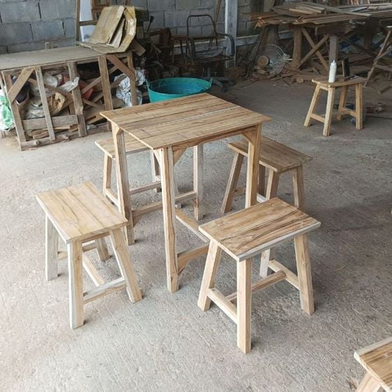 ชุดโต๊ะเก้าอี้กาแฟไม้สักแท้จากโรงงานราคาชุดละ2850บาทมี2ชุด รูปที่ 1