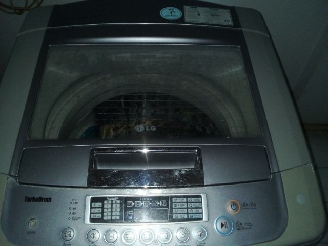 ขายเครื่องซักผ้า 11 กิโลกรัม LG สภาพใช้ได้สภาพดีปั่นแรงชักสะอาดครับ รูปที่ 3