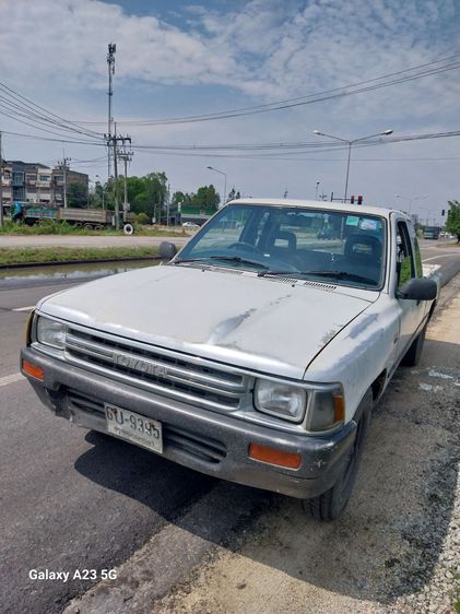 Toyota Hilux Mighty-X 1992 2.4 Pickup ดีเซล ไม่ติดแก๊ส เกียร์ธรรมดา ขาว