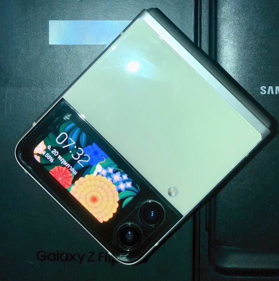 Samsung GalaxyZ Flip3 Ram8 รองรับ5G Snap888 เครื่องเร็วแรง สเปกสูง พร้อมใช้งาน ขายถูก รูปที่ 2