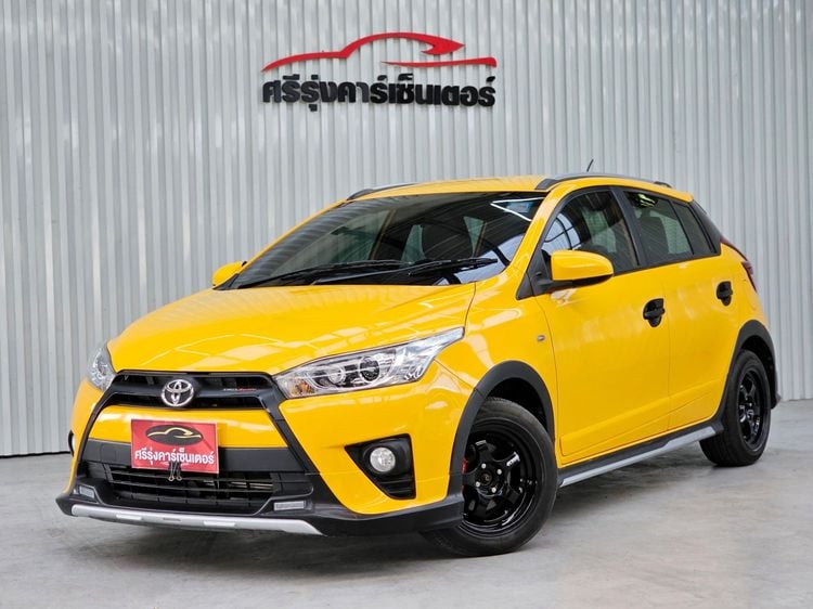 Toyota Yaris 2017 1.2 TRD Sportivo Sedan เบนซิน ไม่ติดแก๊ส เกียร์อัตโนมัติ เหลือง รูปที่ 1