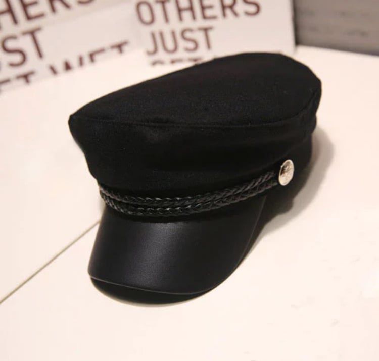 หมวกและหมวกแก๊ป หมวกเบเร่ต์ผ้ากํามะหยี่สไตล์เกาหลี สีดำ