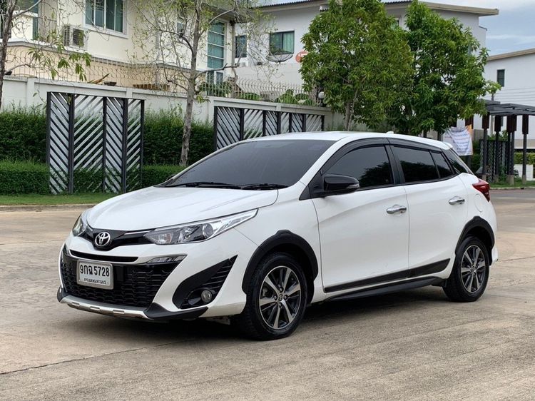 Toyota Yaris ATIV 2019 1.2 G Sedan เบนซิน ไม่ติดแก๊ส เกียร์อัตโนมัติ ขาว