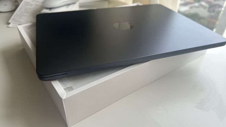 MacBook Air 13 inch M2 512 GB รูปที่ 5