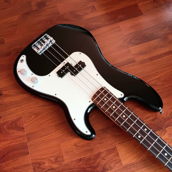 Fender Player P Bass  รูปที่ 8