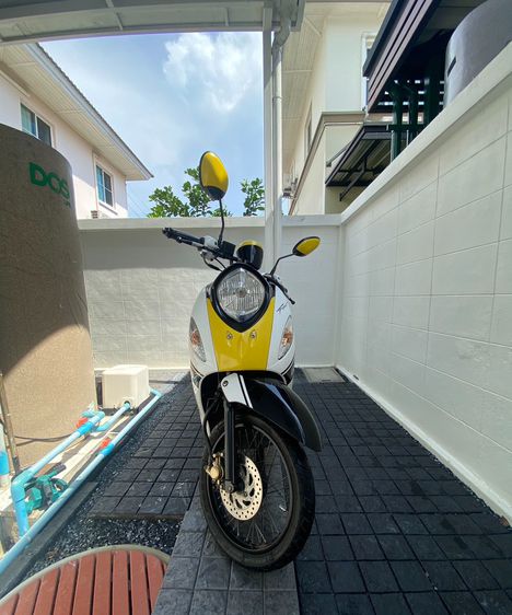 Yamaha fino หัวฉีด ปี2013 สีขาว-เหลือง-ดำ รูปที่ 4