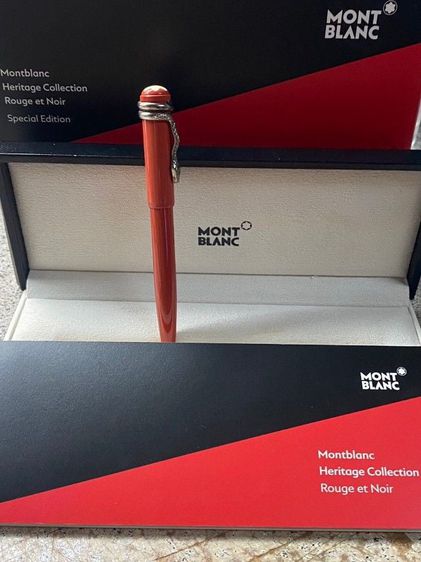 ปากกา MONT  BLANC  สีแดงหัวงู ใหม่มีใบ มีกล่องค่ะ สนใจสอบถามได้ค่ะ รูปที่ 1