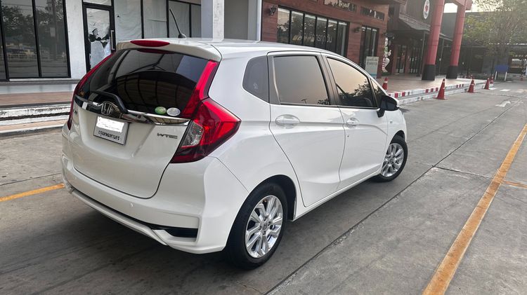 Honda Jazz 2019 1.5 V i-VTEC Sedan เบนซิน ไม่ติดแก๊ส เกียร์อัตโนมัติ ขาว รูปที่ 4