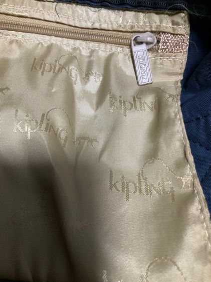 กระเป๋าเดินทาง Kipling แท้ สีกรม สภาพสวย มือสอง ขนาดก้น 21x49 ซม 350 บาท รูปที่ 10