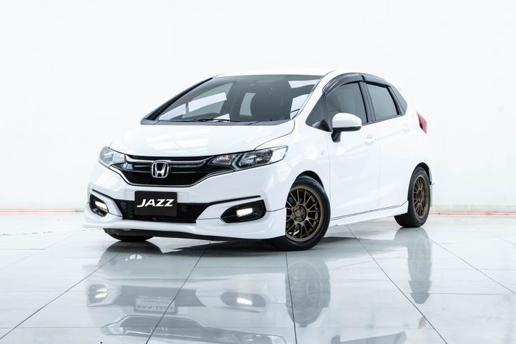 Honda Jazz 2019 1.5 V i-VTEC Sedan เบนซิน ไม่ติดแก๊ส เกียร์อัตโนมัติ ขาว รูปที่ 4
