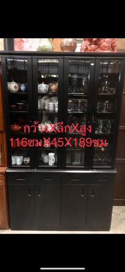 SALE ราคาพิเศษ 
ตู้โชว์สวยๆ สีดำสวย ตัวใหญ่ งานเฟอร์นิเจอร์มือสองจากญี่ปุ่นเป็นตู้เทิร์นแยกบนล่างได้ สวยครับ