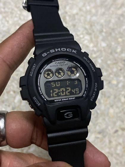 G-Shock ดำ นาฬิกายี่ห้อ G Shock  dw6900nb ของแท้มือสอง ระบบปกติกระจกมีรอย กรอบสายเปลี่ยนใหม่ 950฿