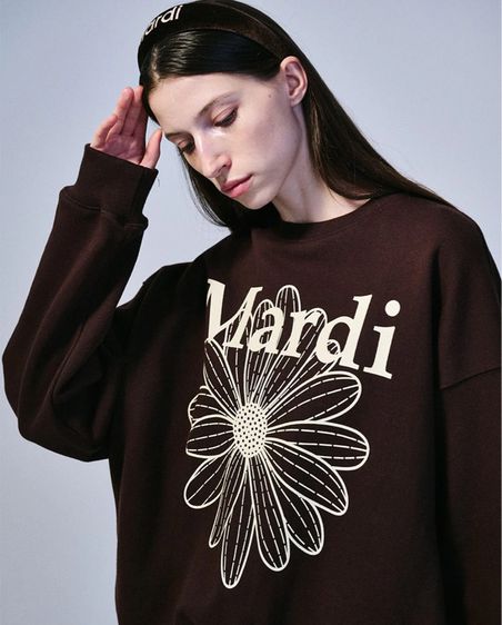 Mardi Flower Sweatshirt สเวตเตอร์มาดิ สีชาเย็น รูปที่ 5