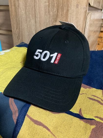 หมวกและหมวกแก๊ป หมวกLevi’s501 รุ่นฉลองครบรอบ150ปี