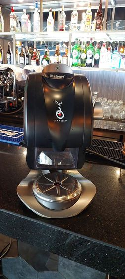 อุปกรณ์ร้านกาแฟ เครื่องทำกาแฟเอสเปรสโซ่ ยี่ห้อ Malongo