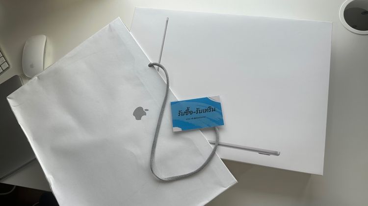 Apple แมค โอเอส 16 กิกะไบต์ อื่นๆ ใช่ MacBook Air 15 inch M2 Ram16 SSD512